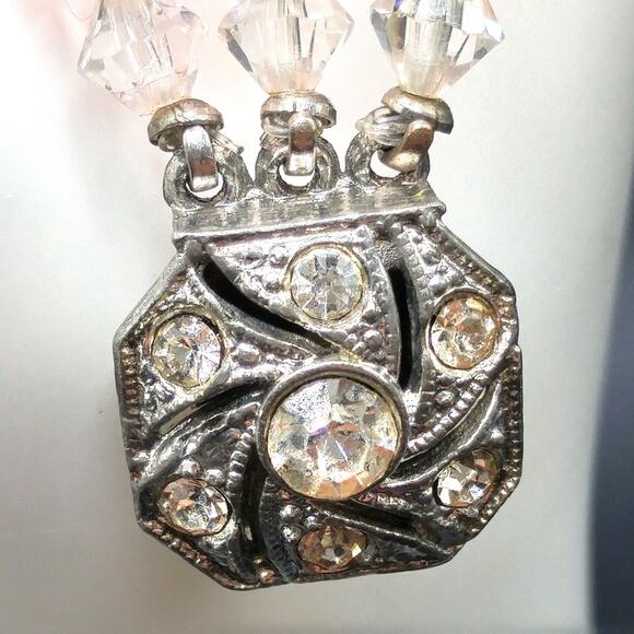 Pink Crystal Beaded Bracelet, Three Strands, Rhinestone Clasp, 1950s Vintage - Picture 4 of 10